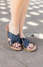 Load image into Gallery viewer, BEACH PLEASE SANDALS- CHARCOAL LEOPARD