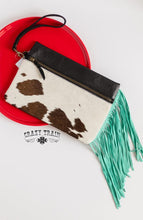 Load image into Gallery viewer, WYOMING WRISTLET